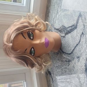 Ladies full wig